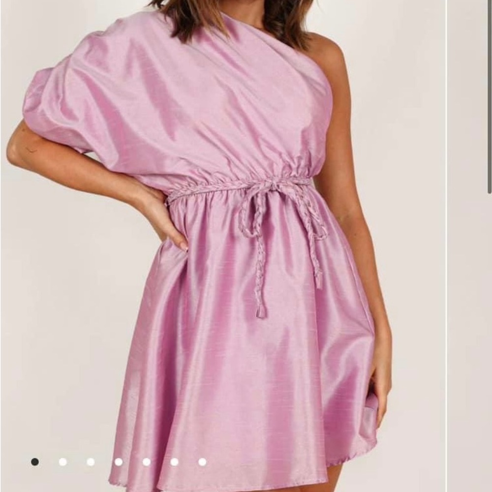 Impressions boutique dress. Lavender. One shoulder.